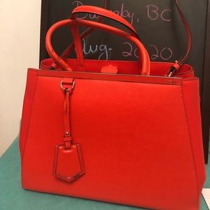 SOLD‼️…5️⃣5️⃣0️⃣ (OP) Fendi 2jours